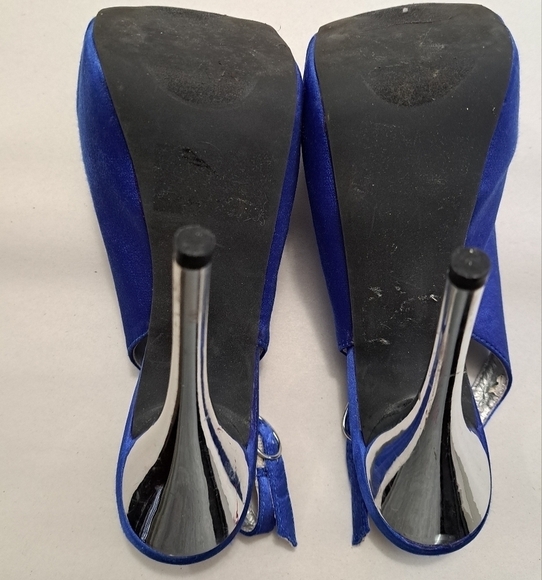 Quipid Satin & Glitter Open Toe Slingback Sandal - Picture 10 of 11